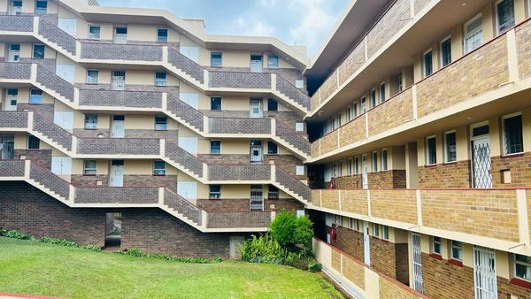 Apartment / Flat For Sale in Empangeni Central, Empangeni